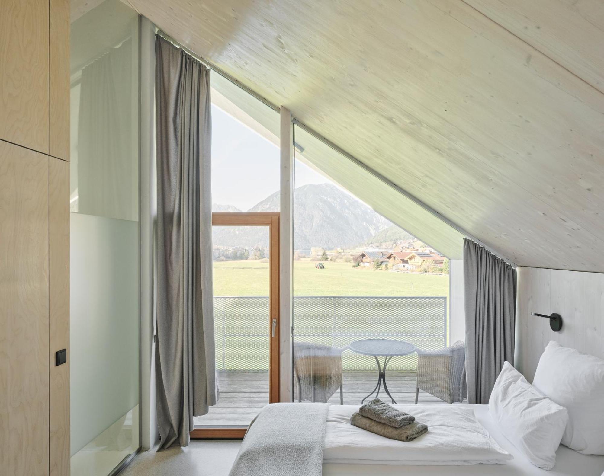 Urban Mountain Chalet With Lake View Μάουραχ Εξωτερικό φωτογραφία